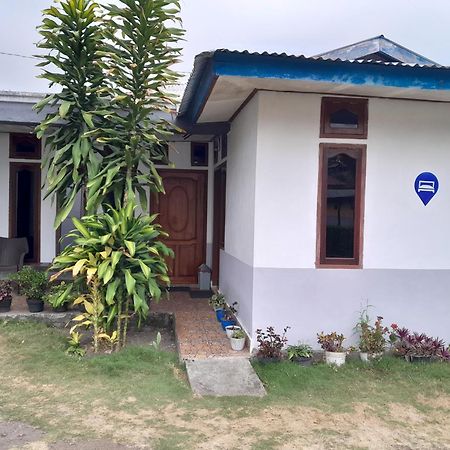 Arnolds Familly Homestay Bajawa Esterno foto