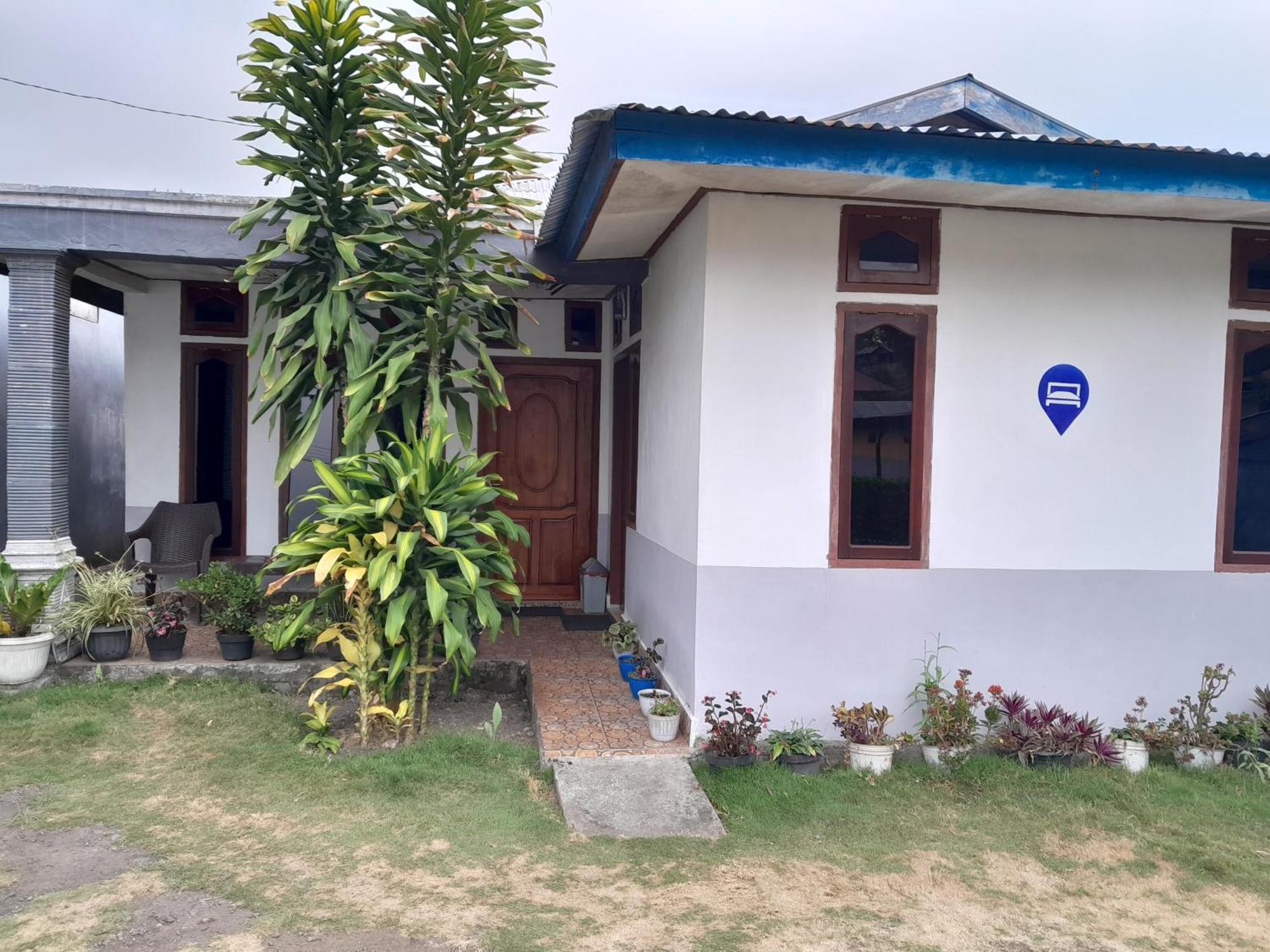 Arnolds Familly Homestay Bajawa Esterno foto